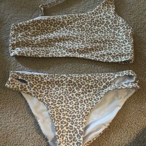 Gianni Bini bikini set